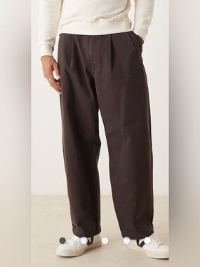 Men’s ASOS DESIGN loose straight leg pants in brown with double pleats